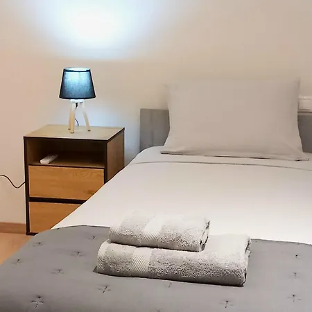 3 Bedroom Luxury Living Apartment
