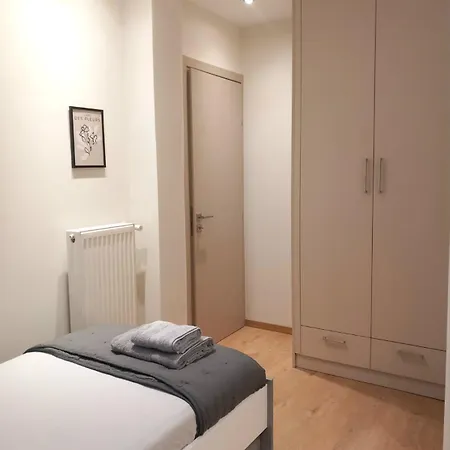 Apartment 3 Bedroom Luxury Living *